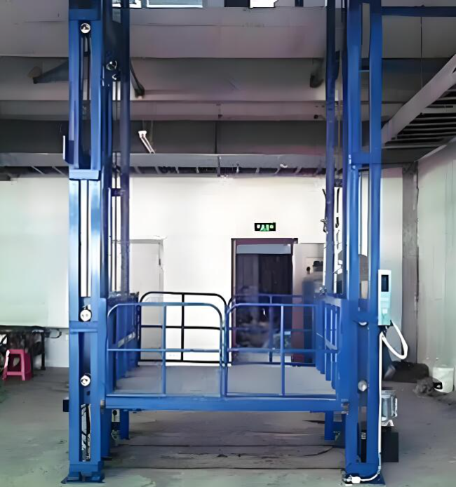 积石山导轨式升降货梯